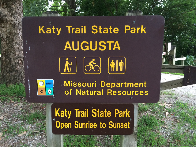 03Katy_sign 1